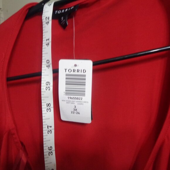 Torrid Sz 22/24 Plus Red midi dress studio shirred dress - Picture 2 of 5